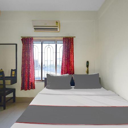Capital O Kabita Guest House Near Acropolis Mall Калькутта Экстерьер фото