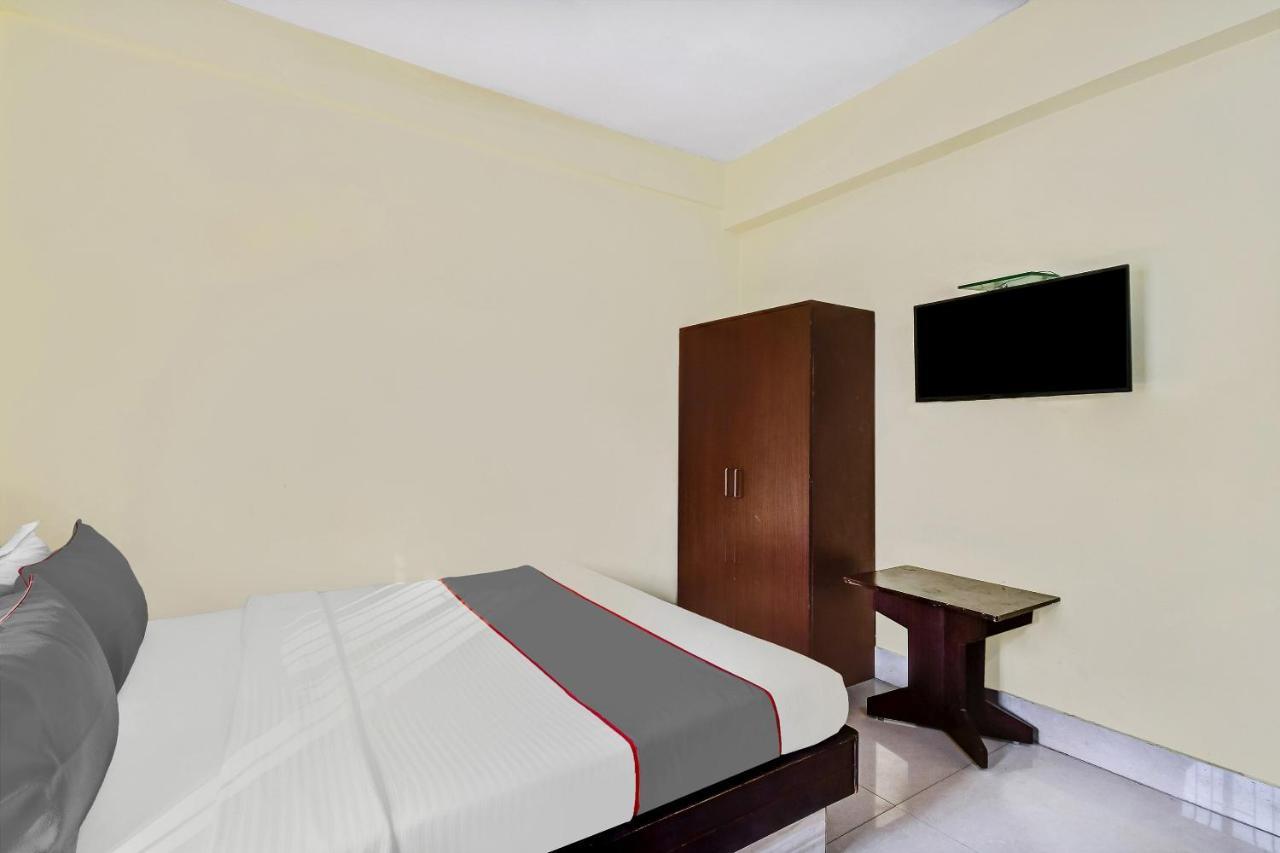 Capital O Kabita Guest House Near Acropolis Mall Калькутта Экстерьер фото