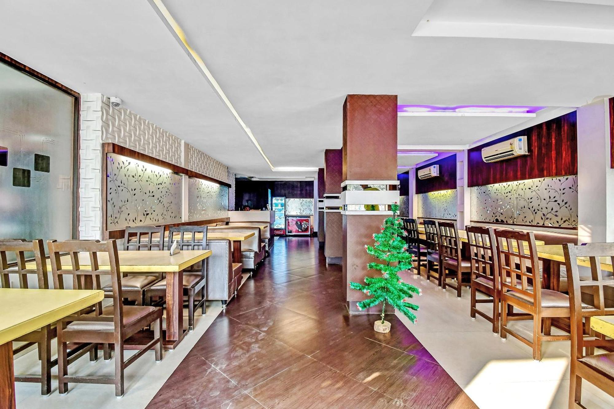 Capital O Kabita Guest House Near Acropolis Mall Калькутта Экстерьер фото