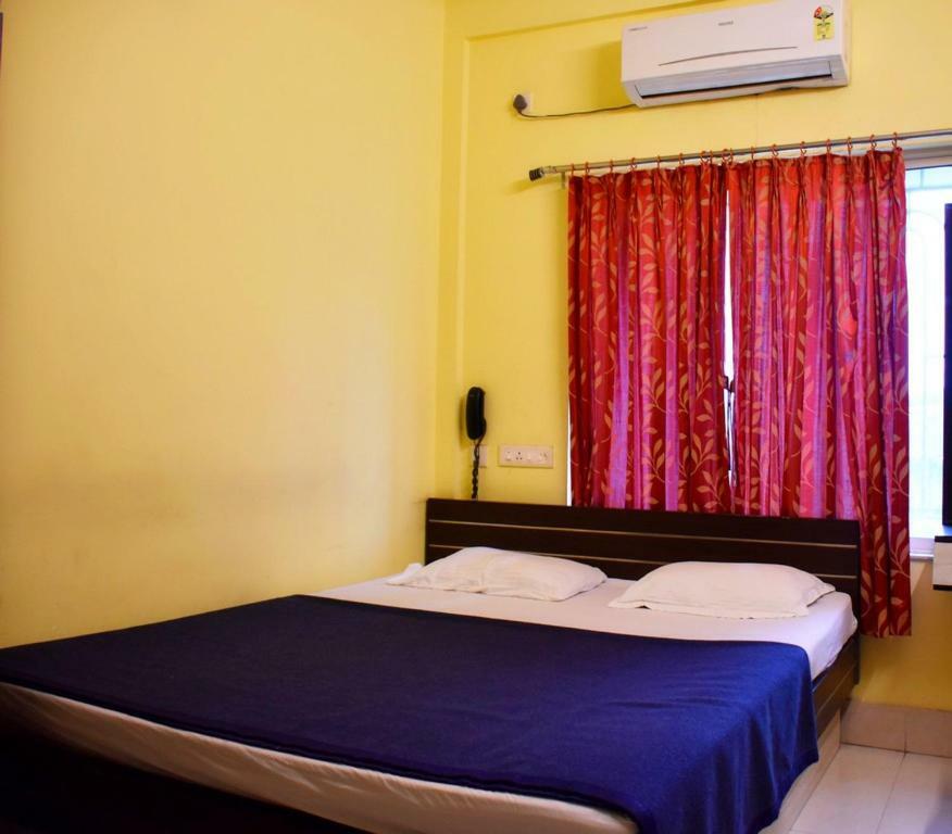 Capital O Kabita Guest House Near Acropolis Mall Калькутта Экстерьер фото