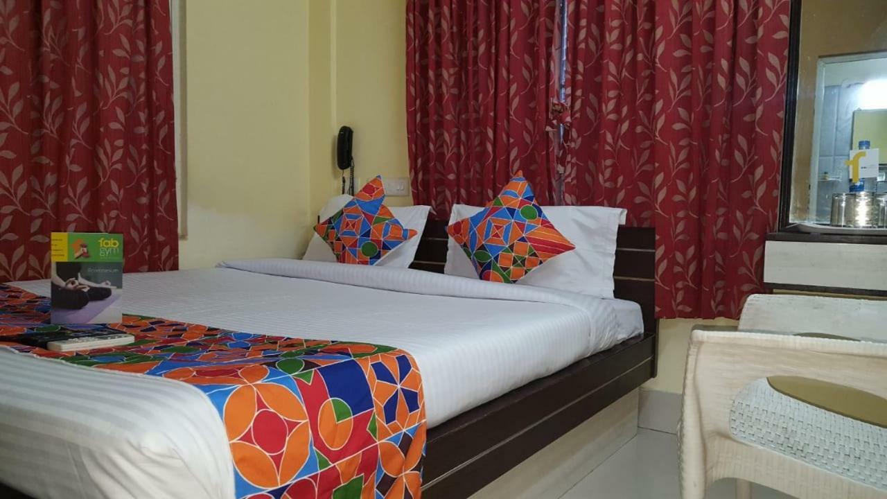 Capital O Kabita Guest House Near Acropolis Mall Калькутта Экстерьер фото